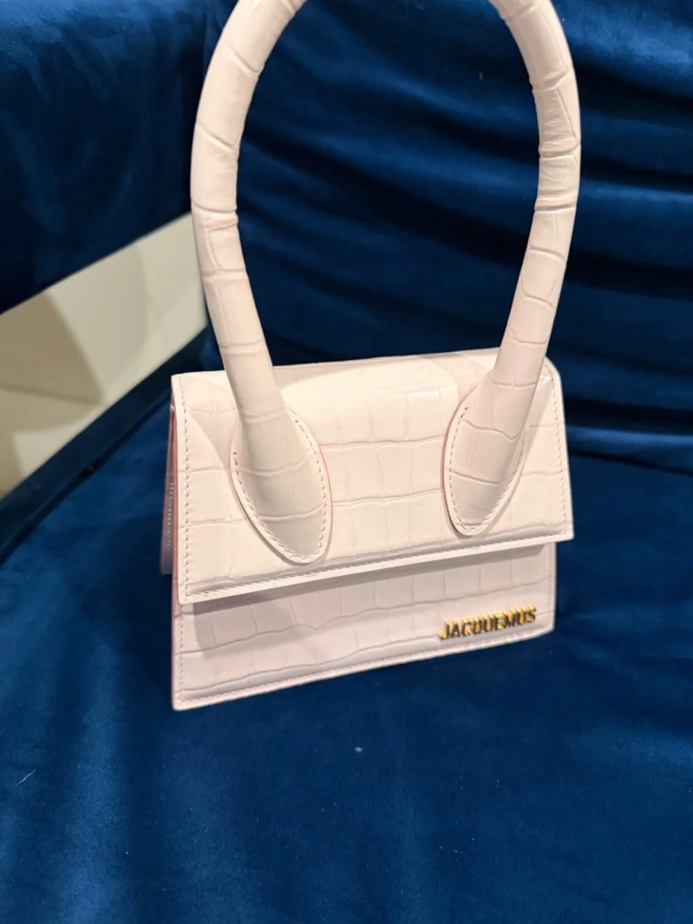 Jacquemus pale pink croc-embossed mini top-handle bag - Picture 2 of 7